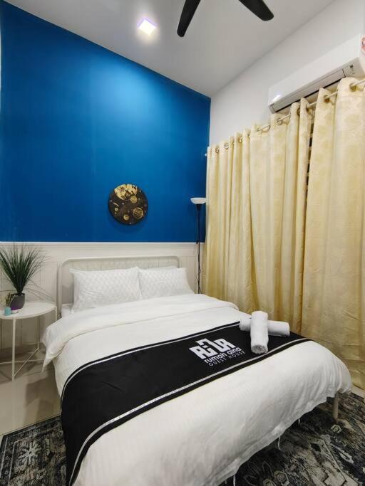 Rumah Aina Homestay Bukit Changgang Private Pool Kampong Melot المظهر الخارجي الصورة